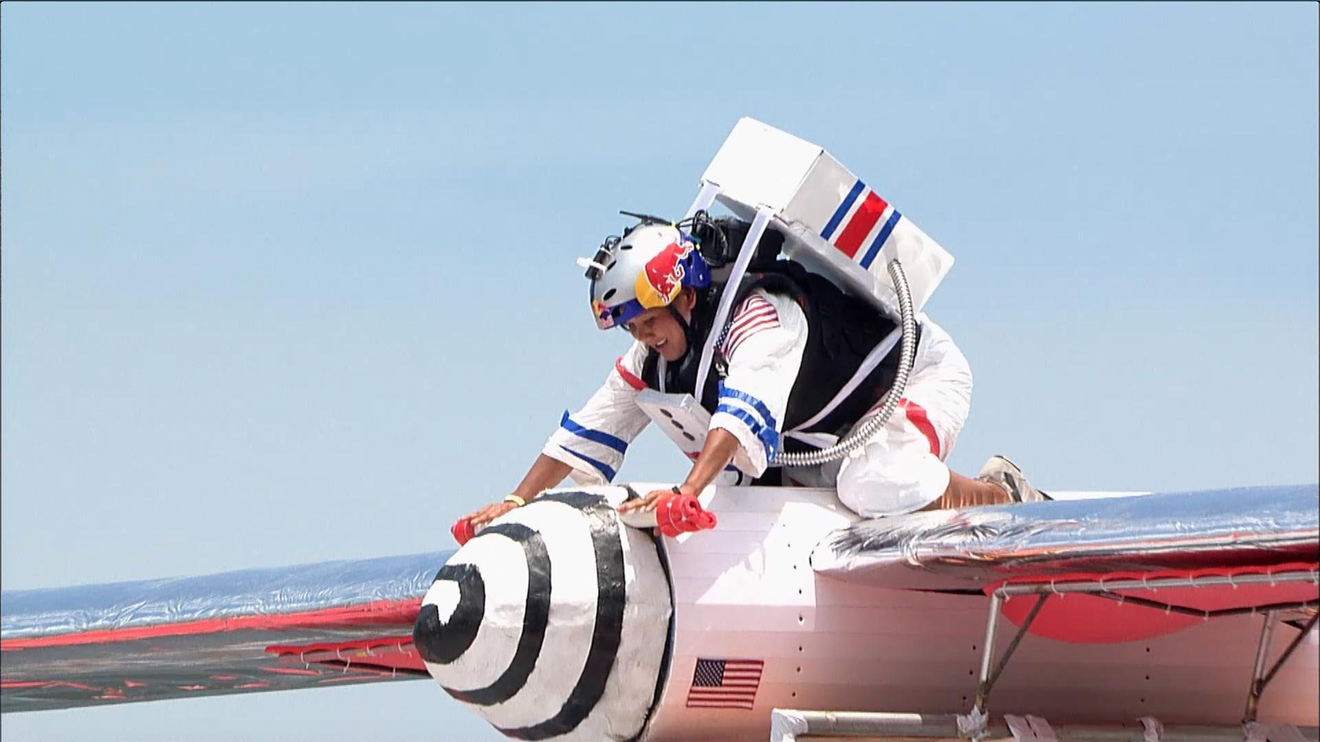 Team One Giant Leap competes in the 2010 Red Bull Flugtag competition.